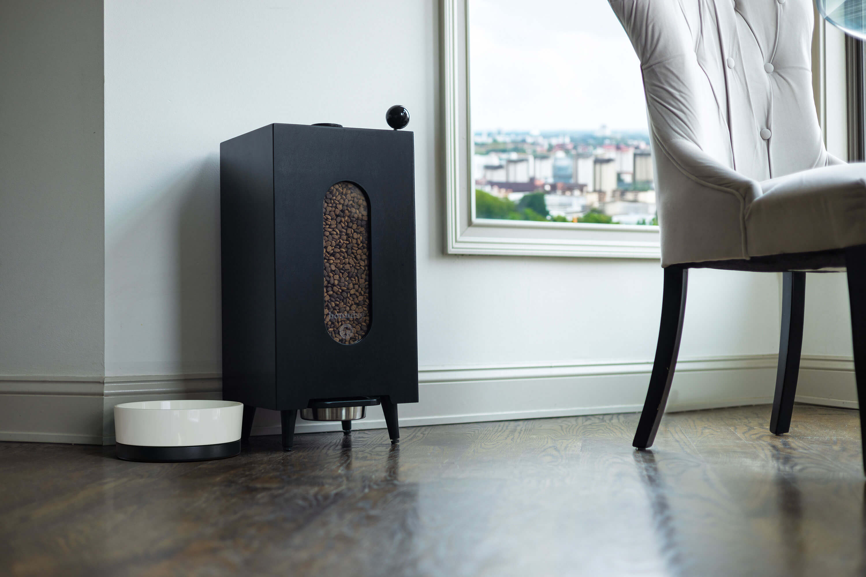 Houndsy Kibble Dispenser