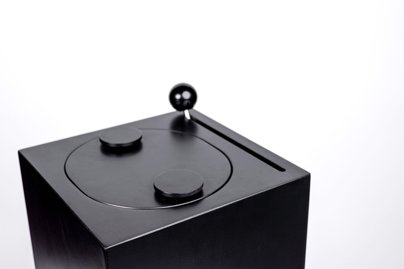 Houndsy Kibble Dispenser